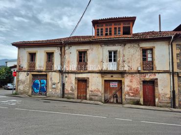 Casa amb jardí en venda a Barrio Sorriberu 1