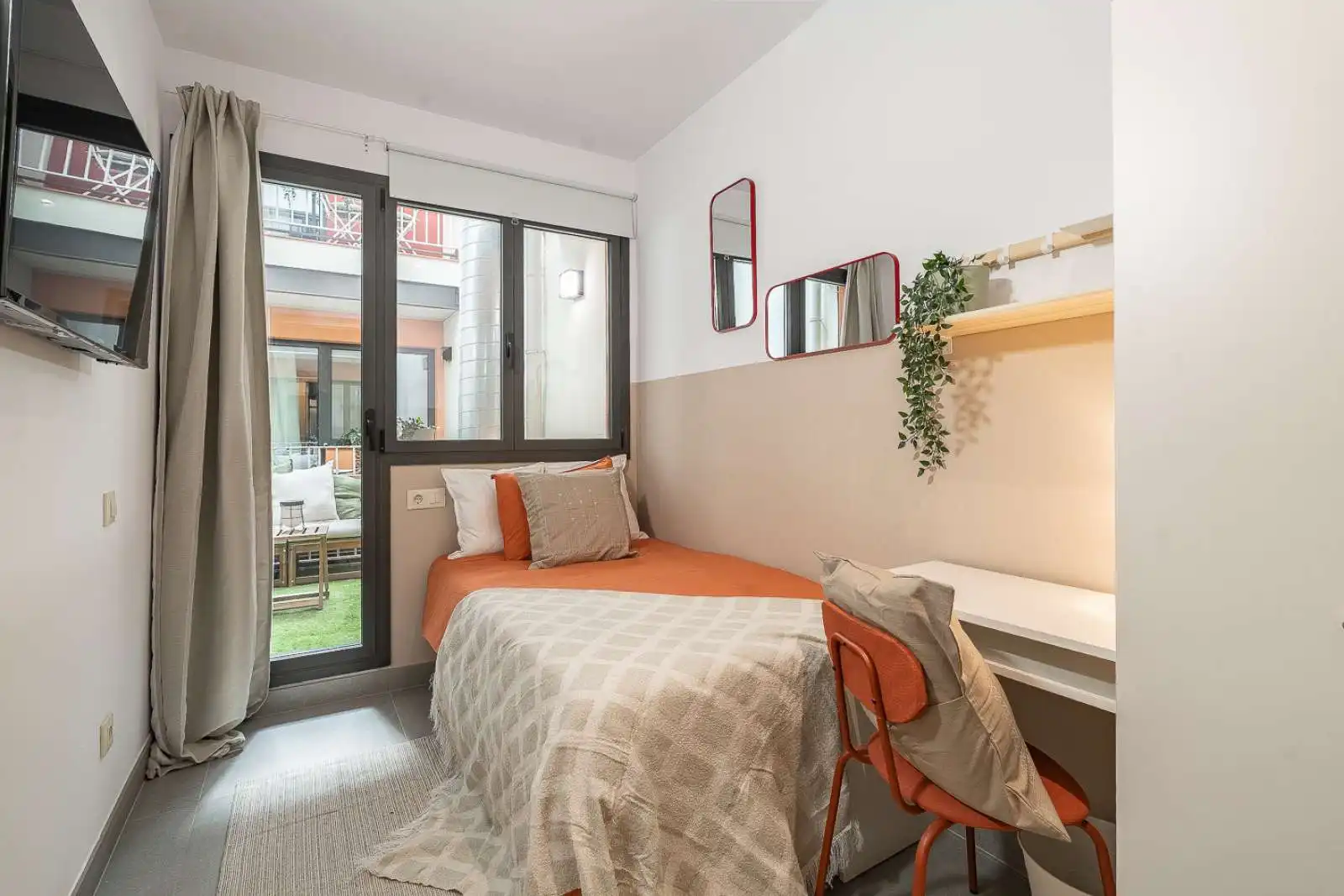 Schlafzimmer von Wohnung zur untervermieten in L'Hospitalet de Llobregat mit Klimaanlage, Heizung und Terrasse