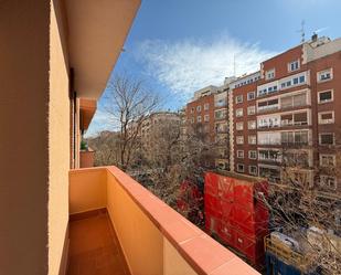 Vista exterior de Pis de lloguer en  Madrid Capital amb Calefacció i Terrassa