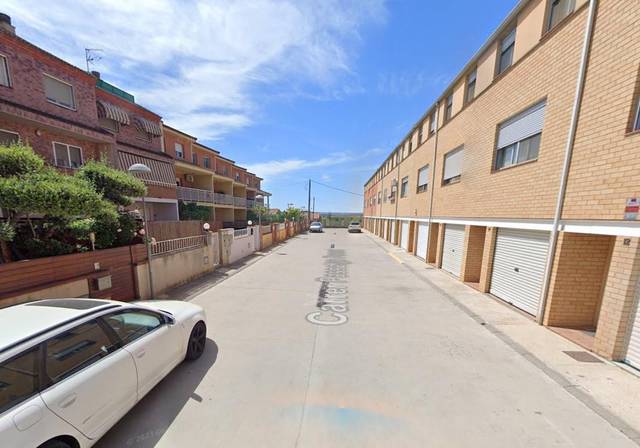 Casa-chalet en Venta en Sidamon