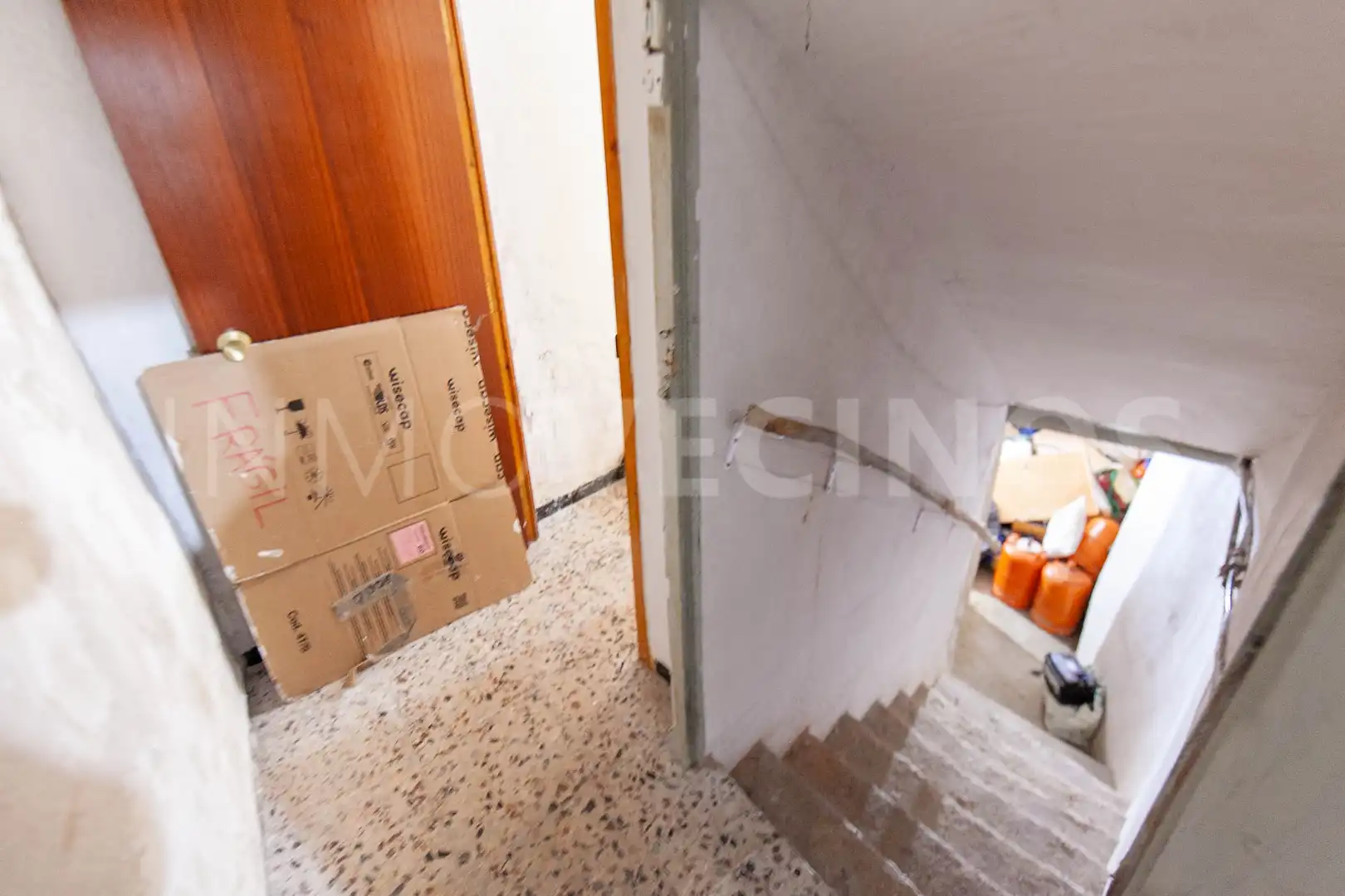 Casa adosada en venda en Cella amb Traster