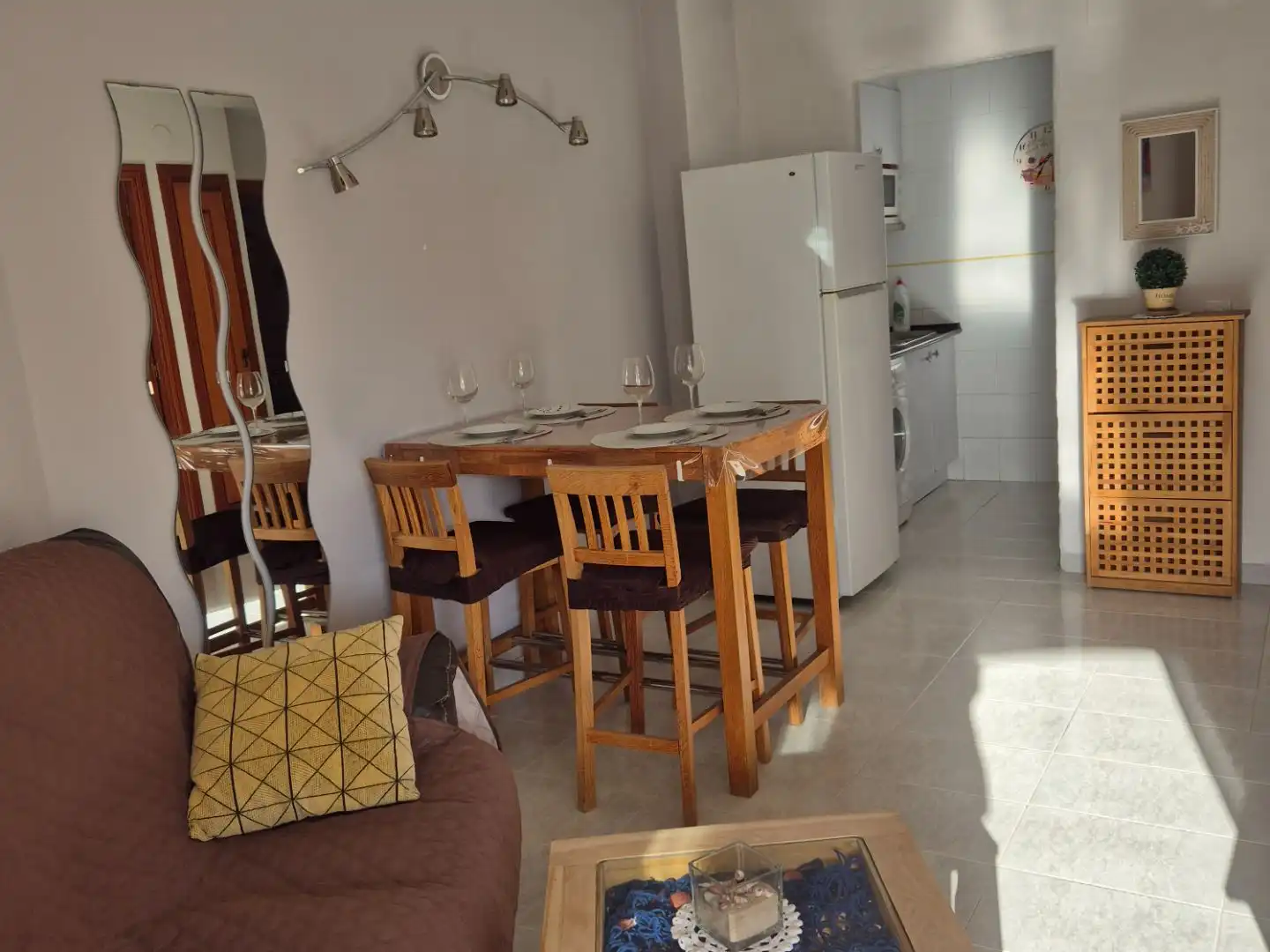 Appartamento con piscina in affitto a Corbeta 10