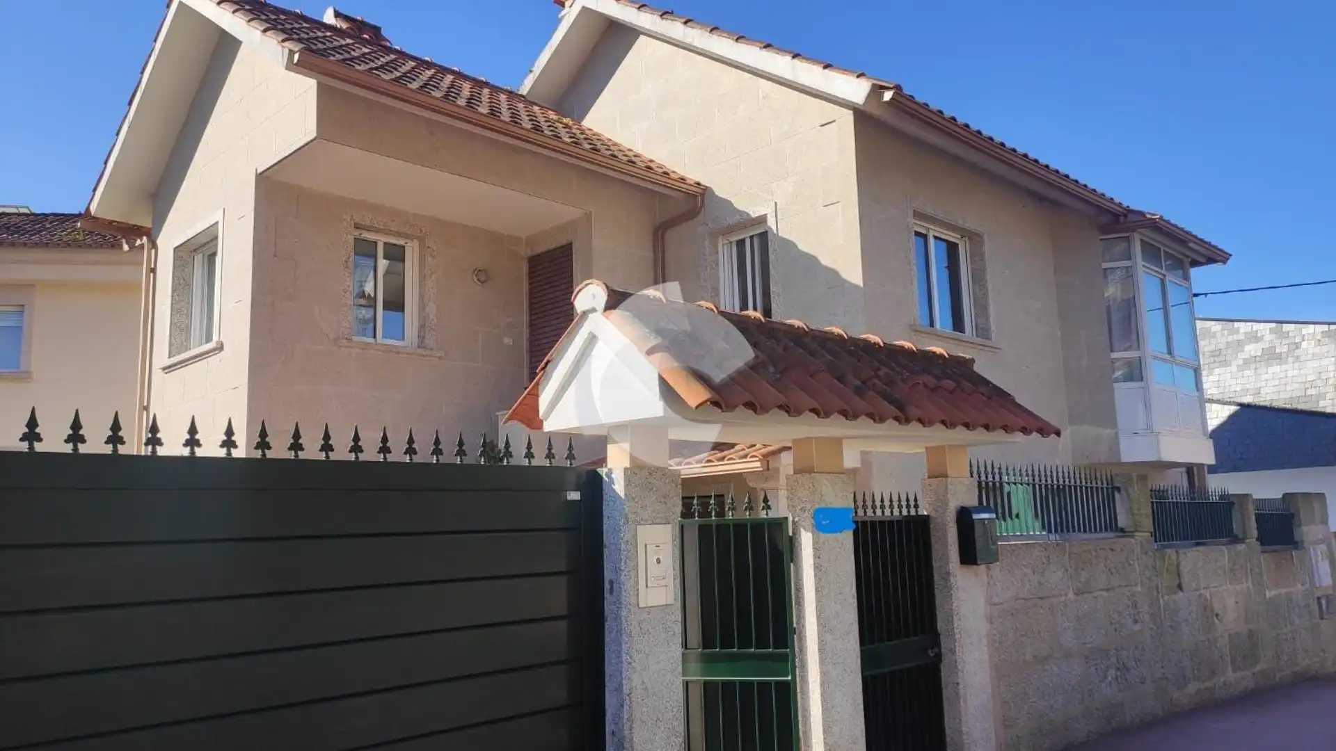 Vista exterior de Casa o chalet en venta en Nigrán con Jardín privado