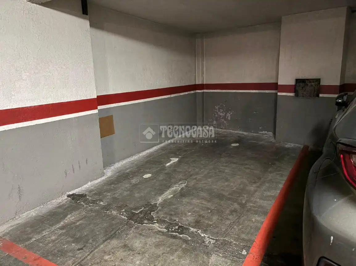 Garage for sale in Madrid