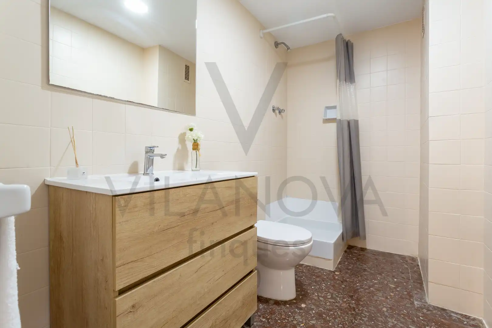 Bany de Pis en venda en Reus amb Calefacció i Traster