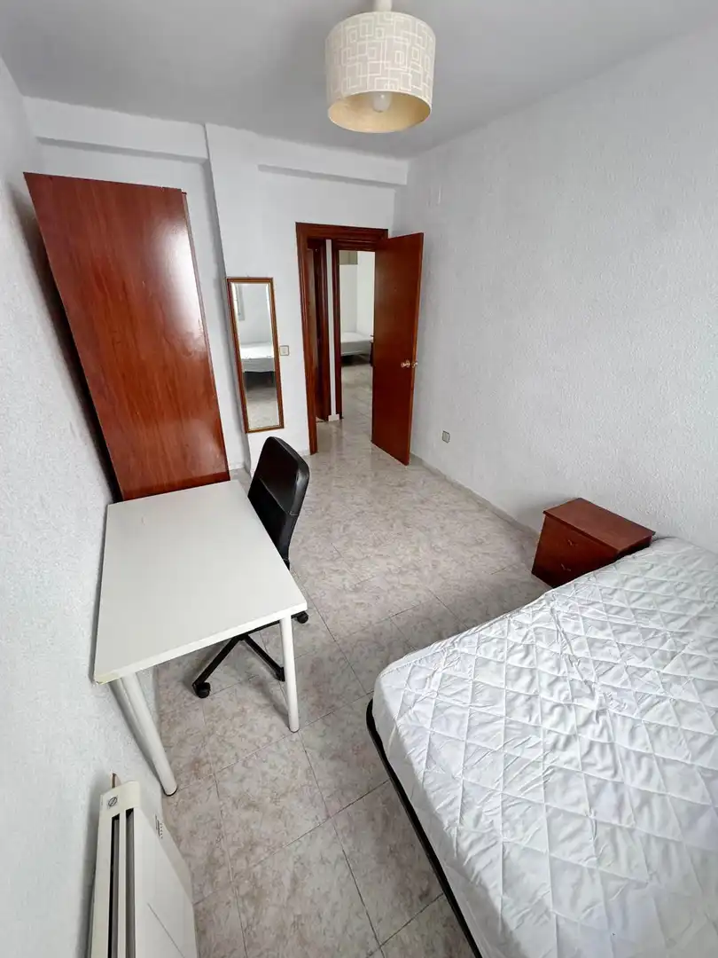 Flat with lift to rent in OBISPO SEGURA SAEZ, imagen 6