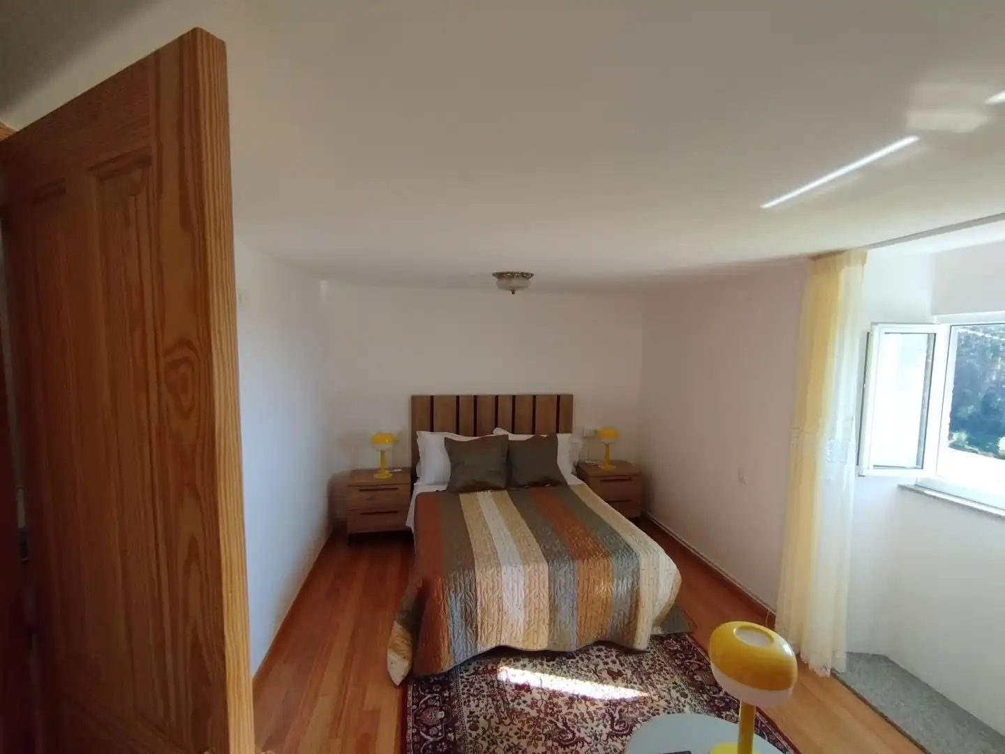Dormitori de Casa o xalet en venda en As Somozas  amb Calefacció, Jardí privat i Moblat