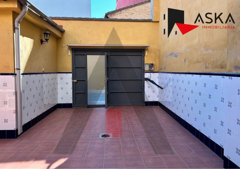 Exterior view of House or chalet for sale in Paiporta  with Heating, Terrace and Furnished