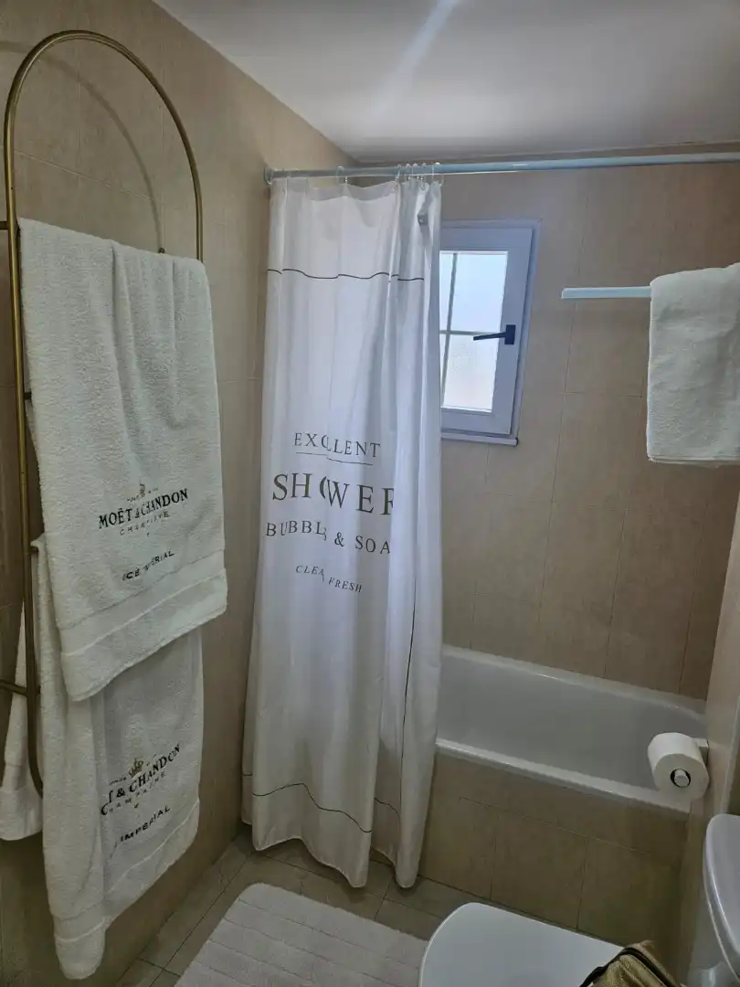 Bathroom of Apartments for sale in La Manga del Mar Menor  with Air Conditioner, Terrace and Furnished