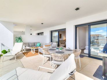 Apartamento con piscina en venta en El Higuerón