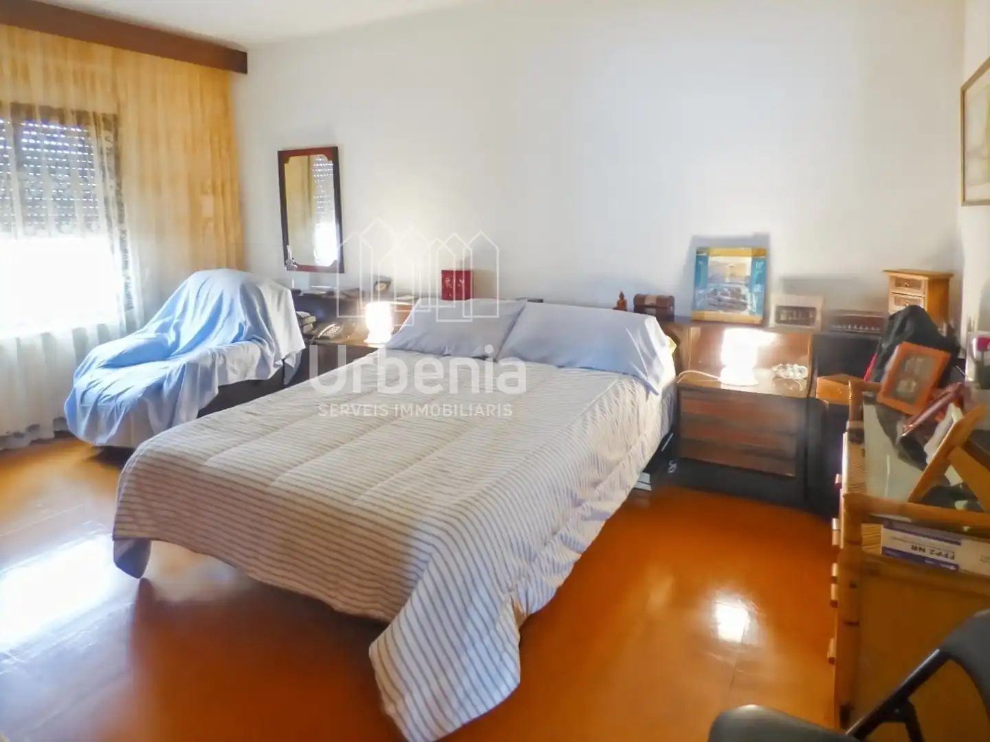 Habitación de Piso en venta en Mataró con Calefacción, Terraza y Amueblado