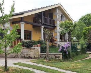 Vista exterior de Casa o xalet en venda en Lugo Capital amb Jardí privat i Terrassa