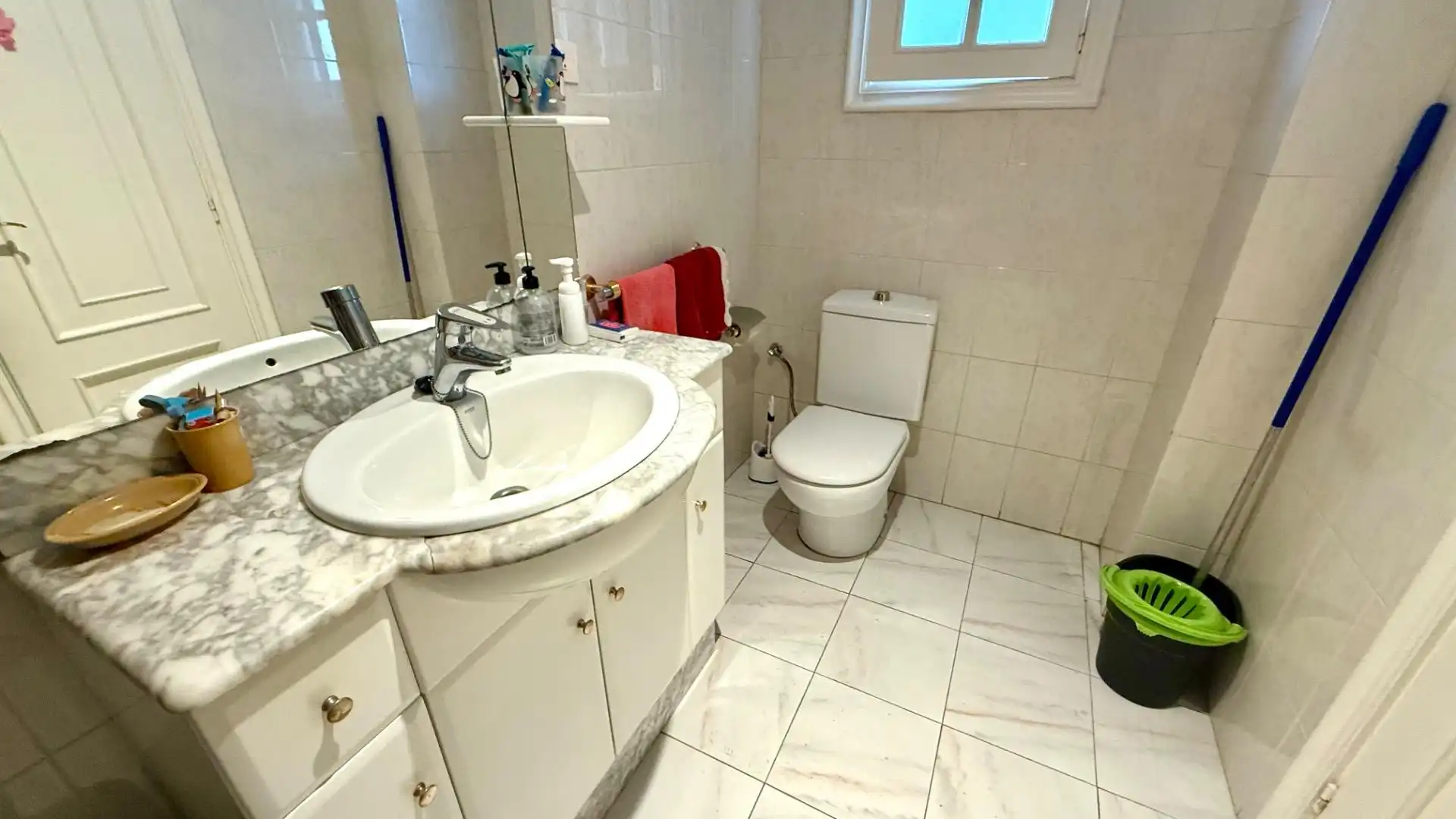 Bathroom of Country homes for sale in Toén  with Heating, Private garden and Storage room
