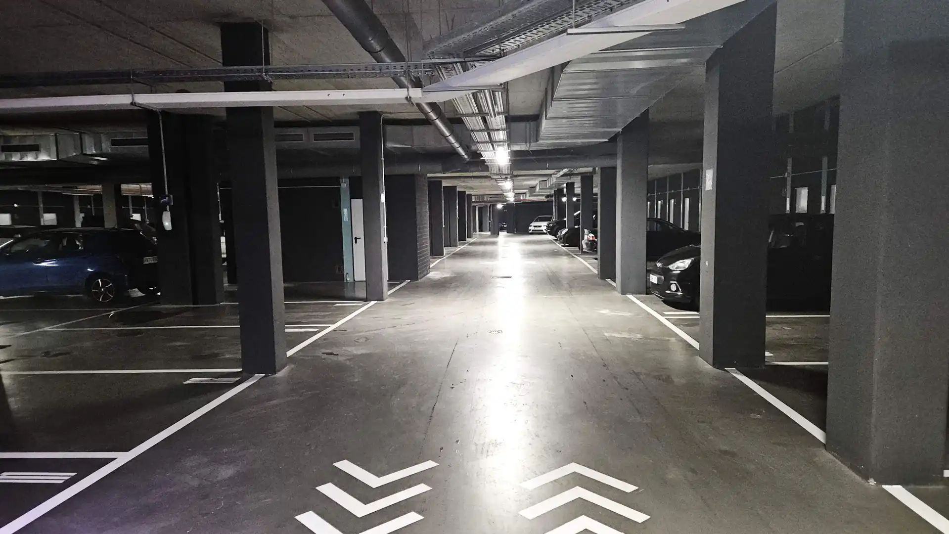 Parking of Flat for rent in Badalona  with Air Conditioner, Furnished and Alarm