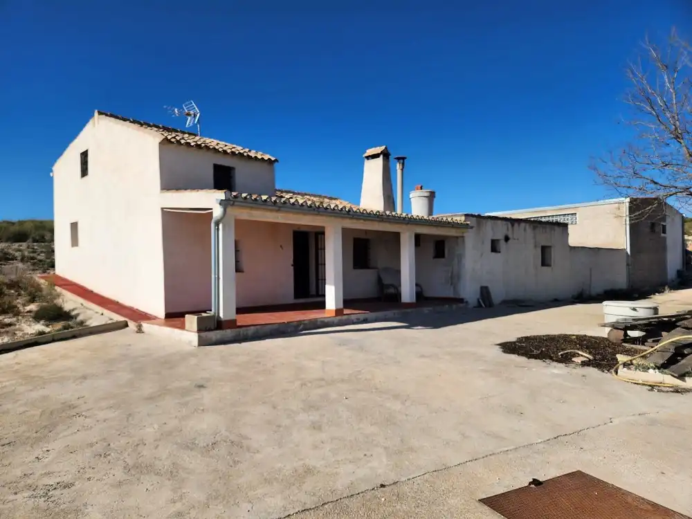 Casa en venda a Caudete, imagen 2