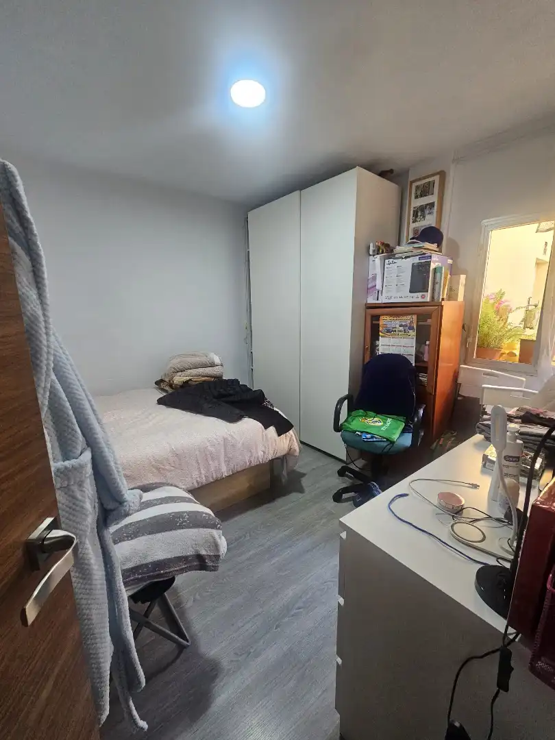 Habitación de Piso en venta en Madrid con Calefacción y Terraza
