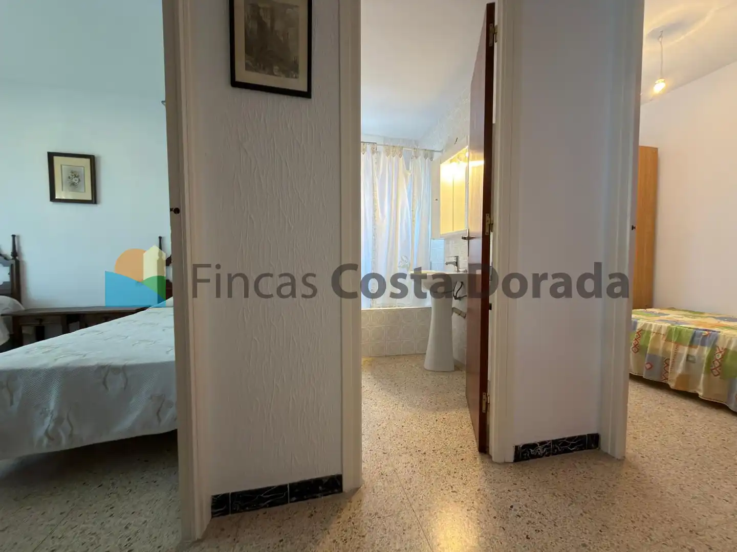 Wohnung zum Verkauf in Vilanova i la Geltrú mit Heizung, Terrasse und Abstellraum