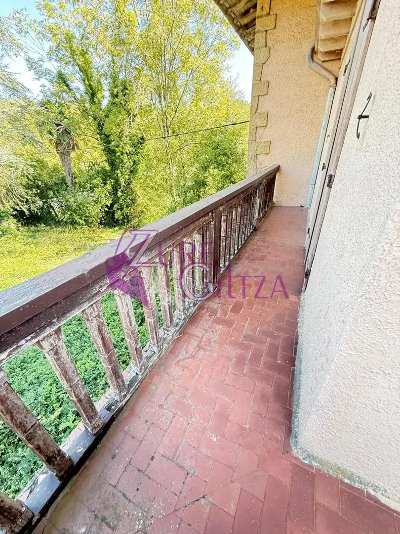 Balcony of Houses for sale in Artea  with Heating, Private garden and Terrace