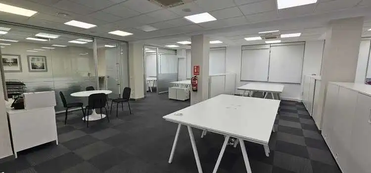 Oficina de alquiler en Barrio de Salamanca