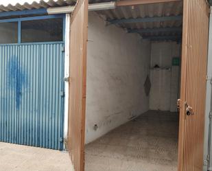 Garage to rent in Lucena