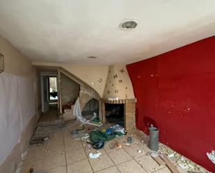 House or chalet for sale in Quinto  with Air Conditioner, Private garden and Parquet flooring