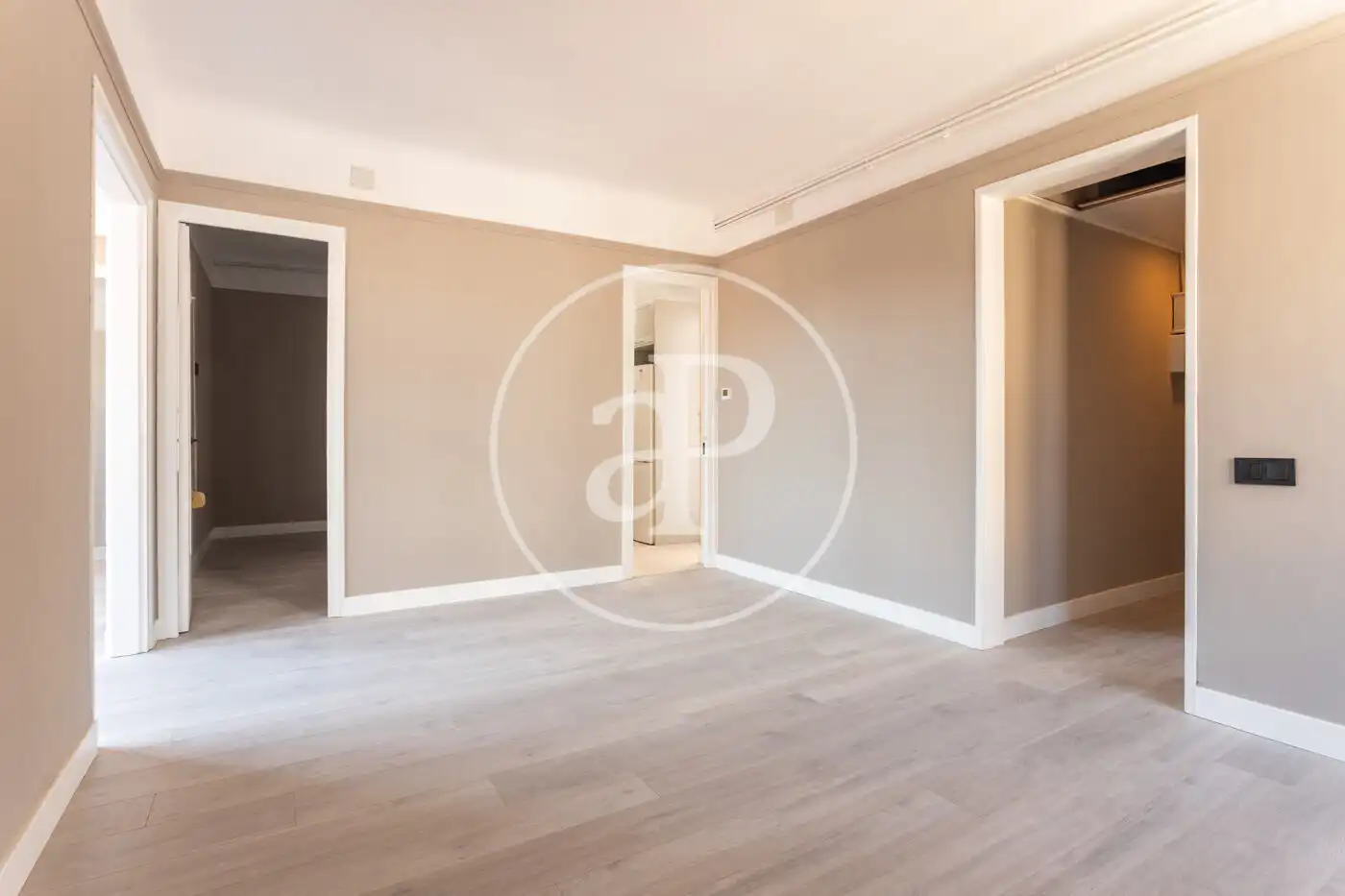Sala d'estar de Pis en venda en Barcelona amb Aire condicionat i Calefacció