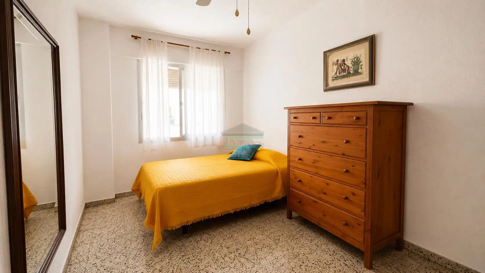 Bedroom of Flat for rent in Granada  with Air Conditioner, Furnished and Oven