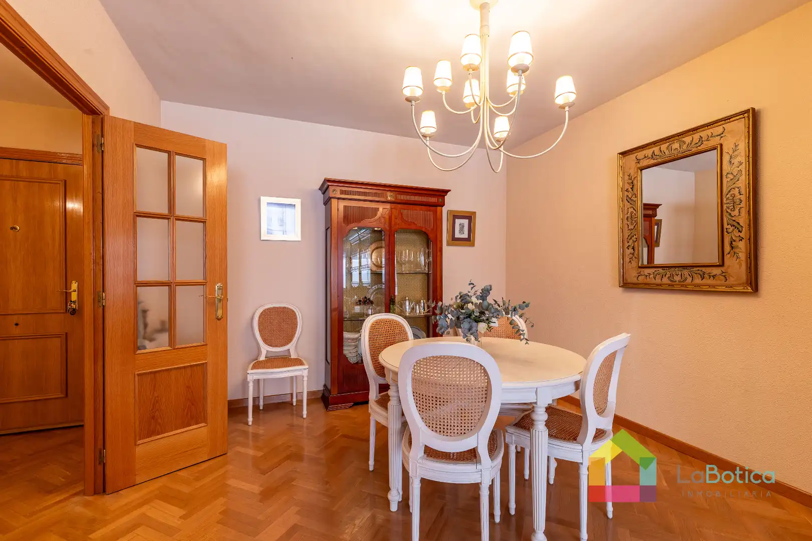 Dining room of Flat for sale in Toledo  with Heating, Parquet flooring and Washing machine