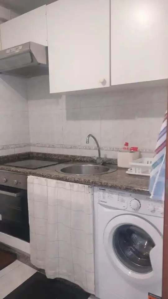 Planta baja de alquiler en Rúa de Santa Cristina, Casco Histórico