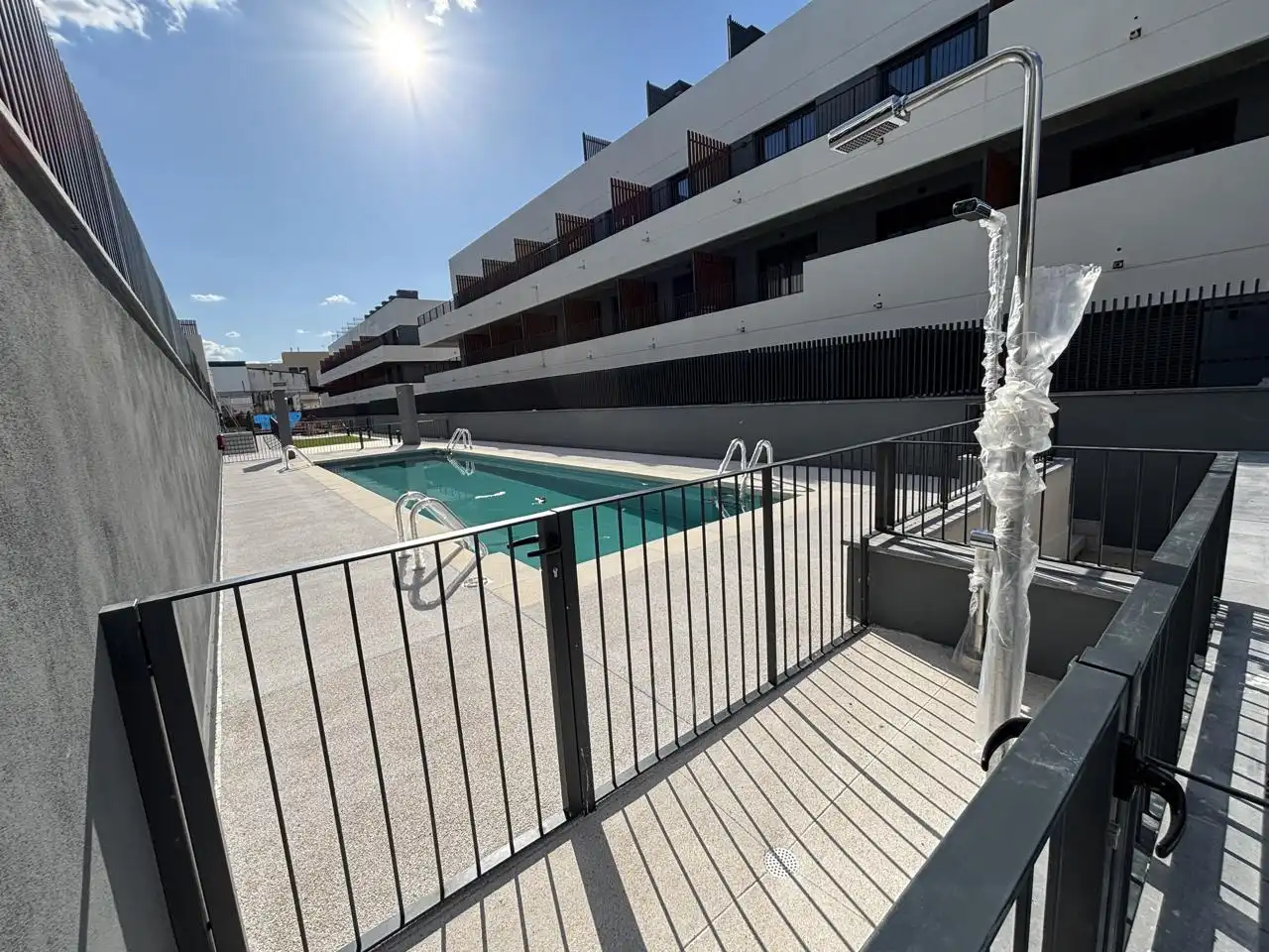 Swimming pool of Study for rent in San Sebastián de los Reyes  with Air Conditioner, Heating and Terrace