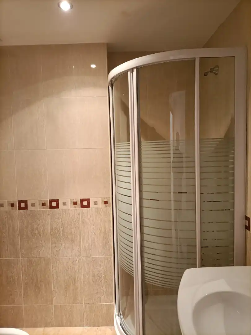 Baño de Casa adosada en venta en Segorbe con Calefacción, Terraza y Balcón