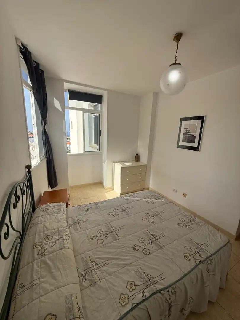Habitación de Ático en venta en Adeje con Terraza, Trastero y Piscina comunitaria