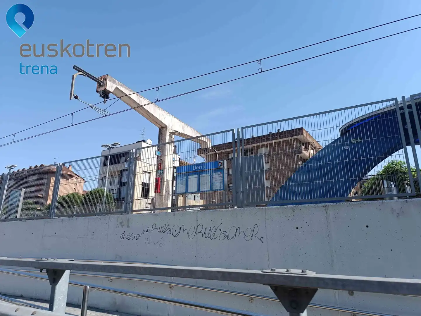 Vista exterior de Nave industrial en venta en Derio