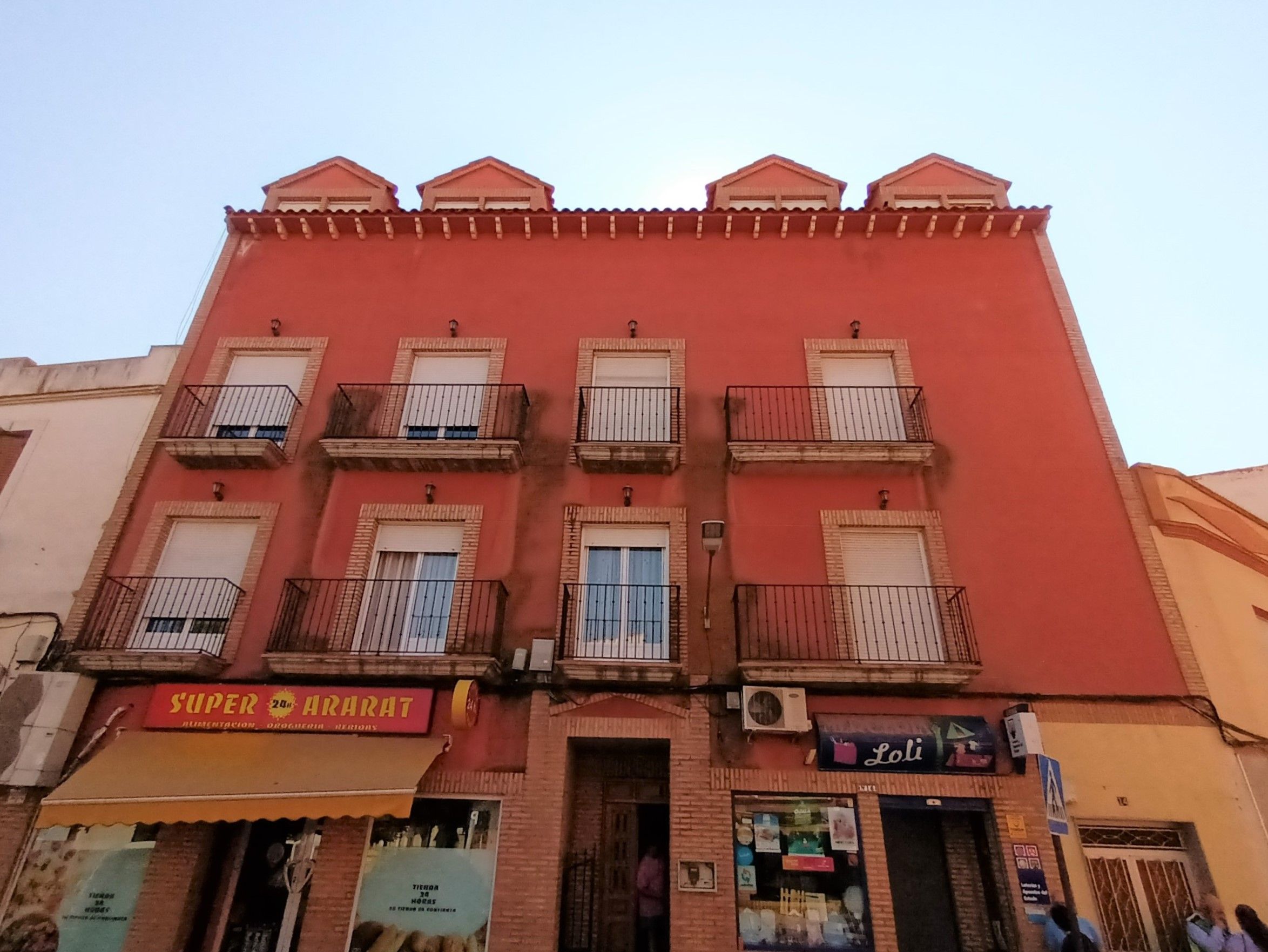 Flat for sale in Herencia