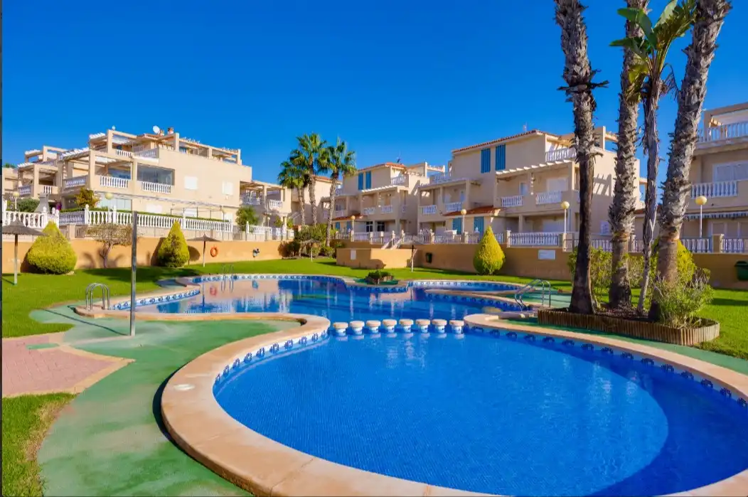 Piscina de Casa o chalet en venta en Orihuela con Terraza, Trastero y Piscina