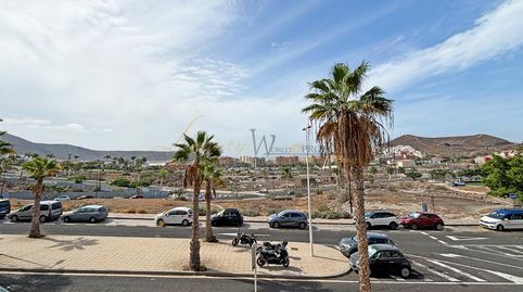 Foto 2 de Apartamento en venta en Calle Meandro, Los Cristianos, Arona
