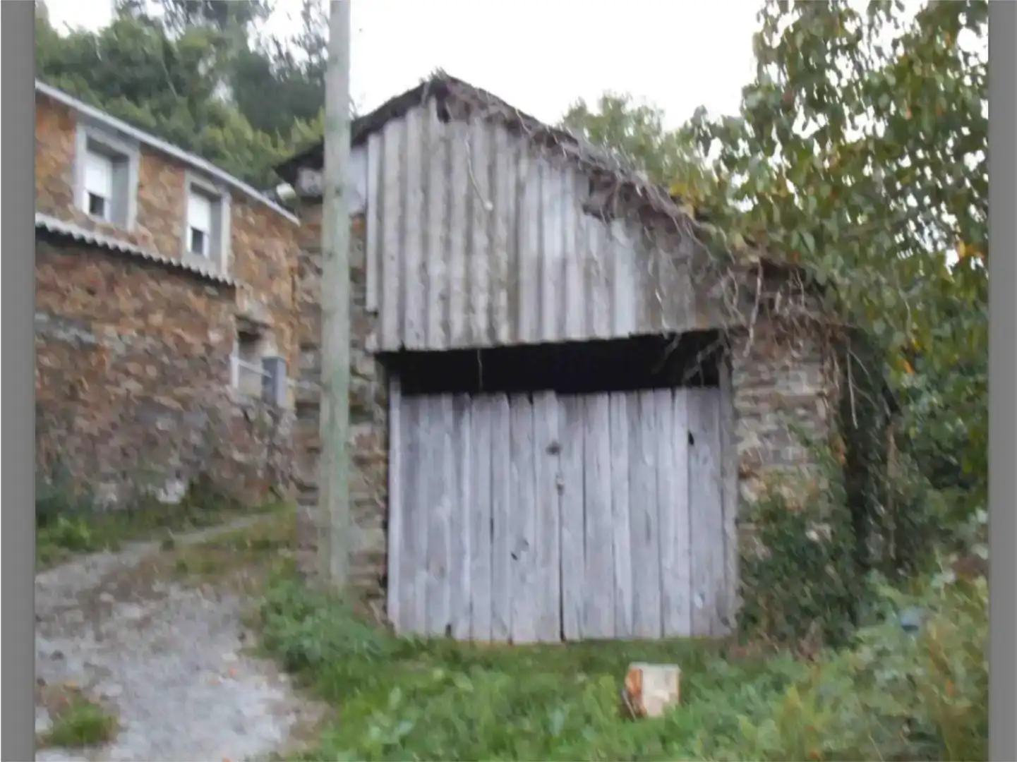Vista exterior de Pis en venda en A Fonsagrada  amb Jardí privat