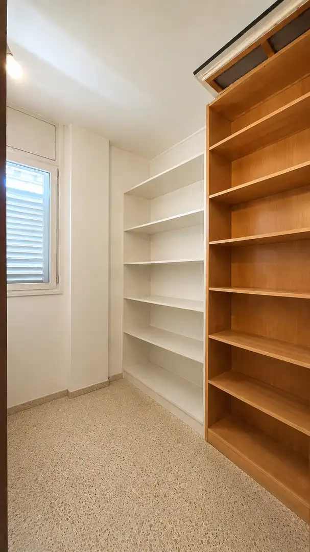 Flat for sale in Cornellà de Llobregat  with Balcony