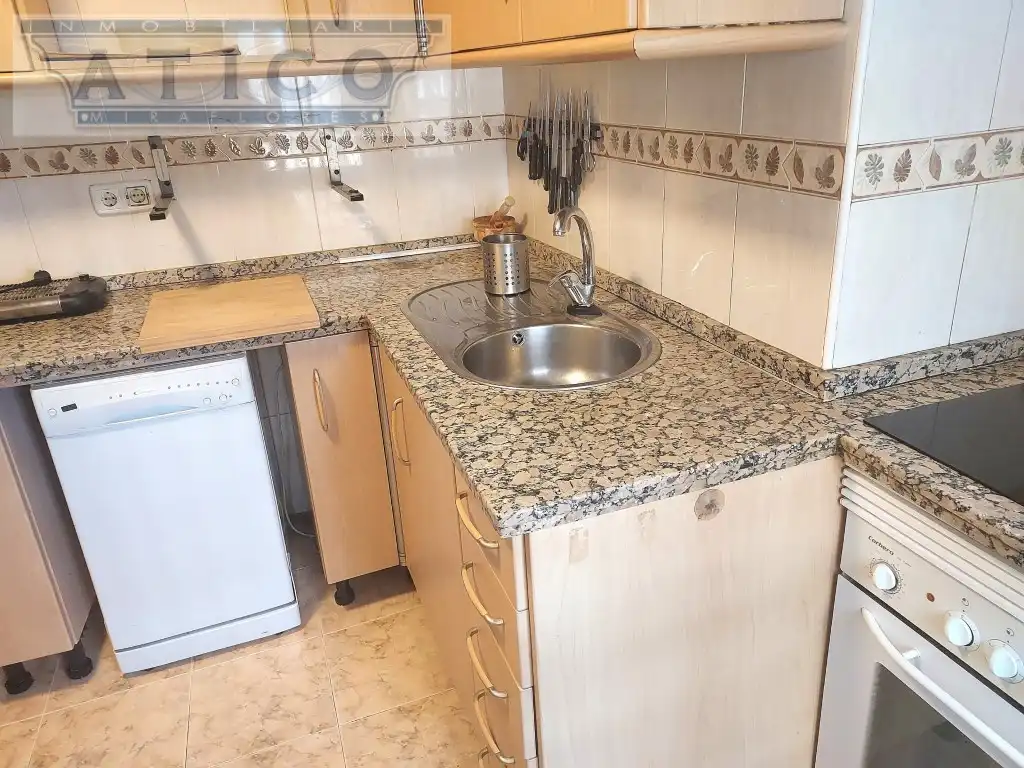 Kitchen of Flat for sale in Sevilla  with Air Conditioner and Terrace