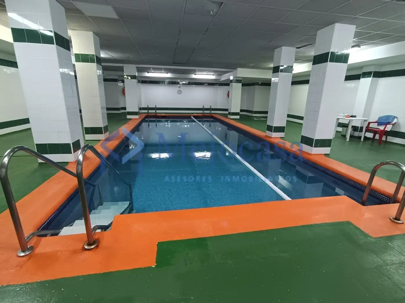 Piscina de Piso en venta en Coslada con Aire acondicionado, Calefacción y Trastero