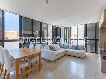 Flat with balcony to rent in Plaça Antiga Moreria