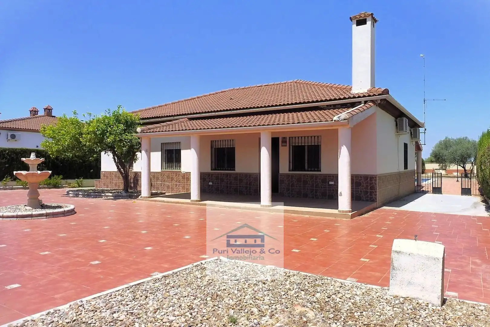 Villa mit Pool zum Verkauf in La Carlota, imagen 20