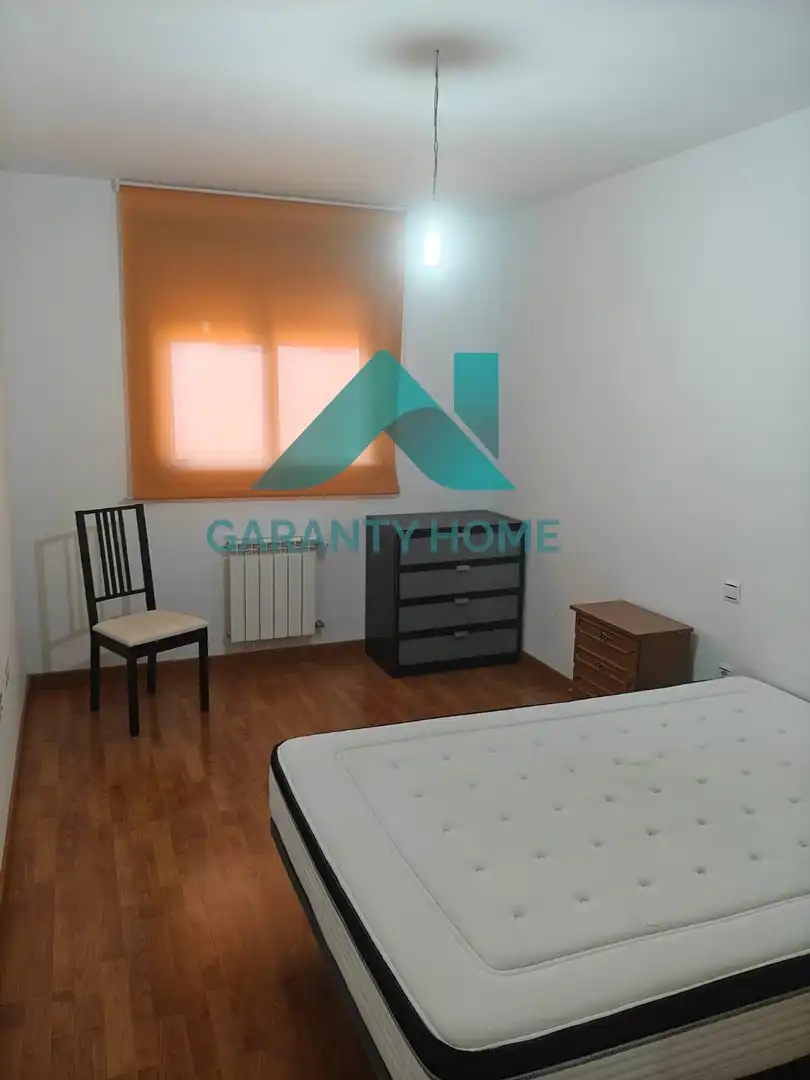 Flat for rent in Cáceres  with Air Conditioner, Heating and Terrace