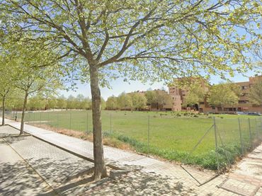 Terreny residencial en venda a Travesía del Brezo 1L