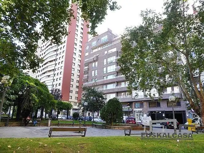 Flat with lift for sale in Errekalde, imagen 42