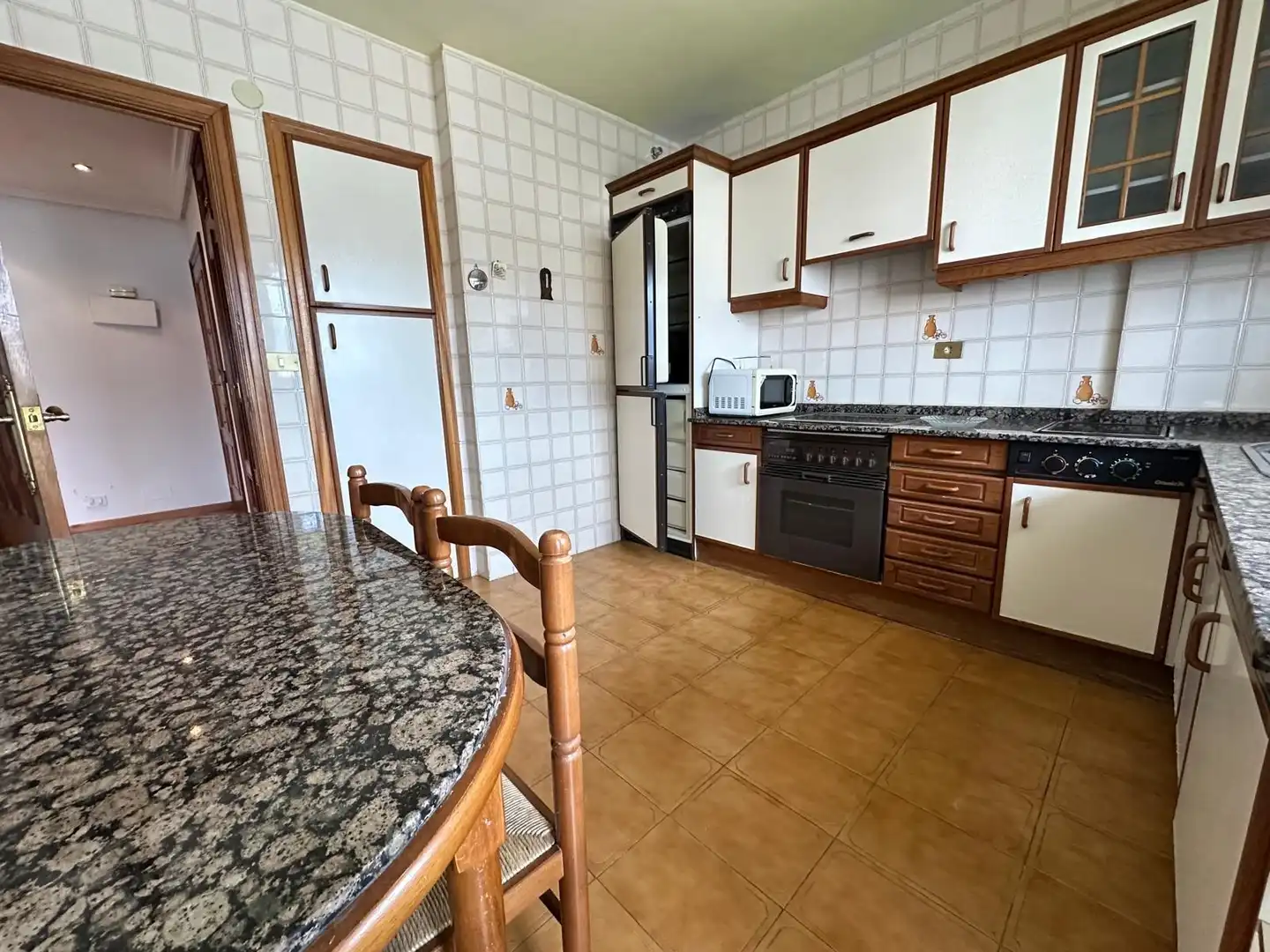 Cuina de Pis en venda en Ponferrada amb Calefacció