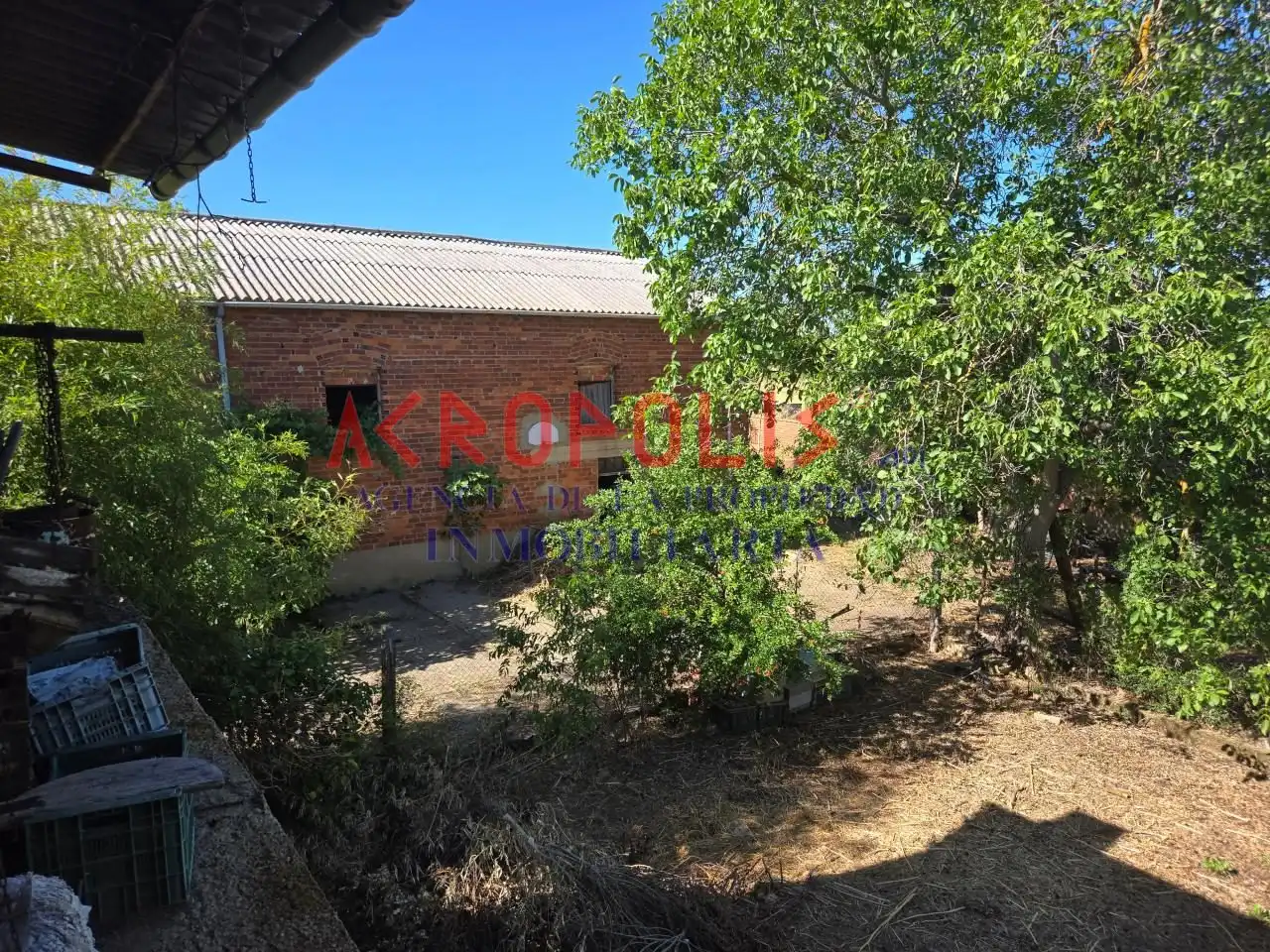 Casa o xalet en venda en Onzonilla amb Calefacció i Traster