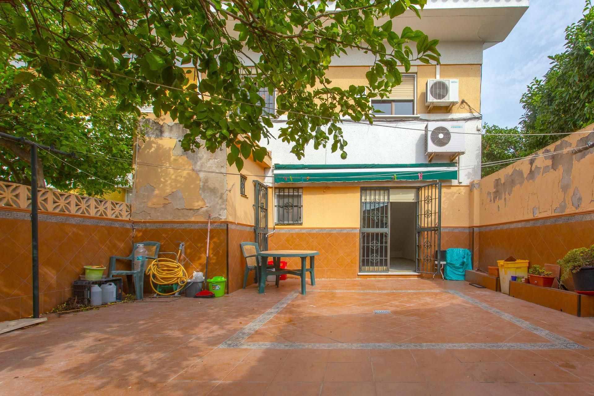 Vista exterior de Casa o xalet en venda en Jerez de la Frontera