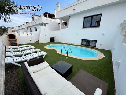 Exterior view of House or chalet for sale in La Oliva  with Terrace and Swimming Pool