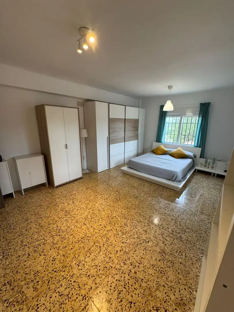 Habitación de Casa o chalet en venta en Torrent con Aire acondicionado, Jardín privado y Terraza